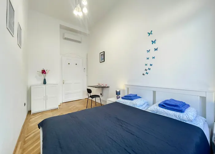 W25 Spacious 3br Free Parking Apartment