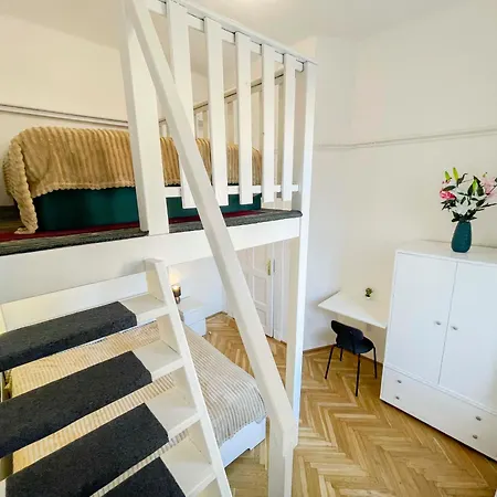 W25 Spacious 3br Free Parking Budapeşte