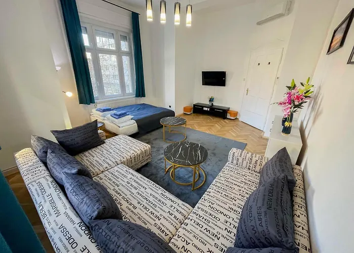 W25 Spacious 3br Free Parking شقة *