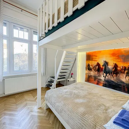 W25 Spacious 3br Free Parking Lägenhet Budapest