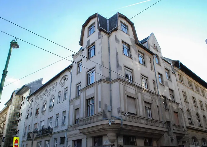 W25 Spacious 3br Free Parking Apartmán *
