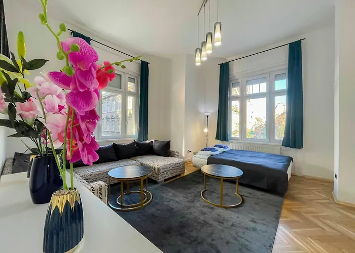 W25 Spacious 3br Free Parking